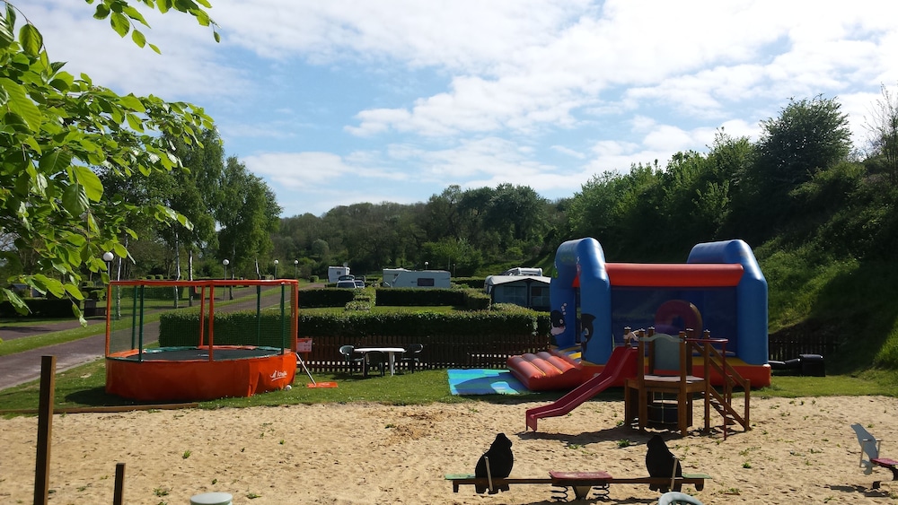 

Roma - Le Tréport - Camping le Mont Joli Bois