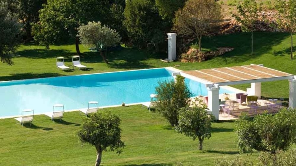 

Milano - Martina Franca - Relais Masseria Villa Cenci