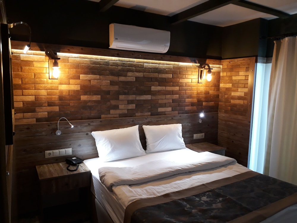 

Milano - Sarigerme - THE SARIGERME INN