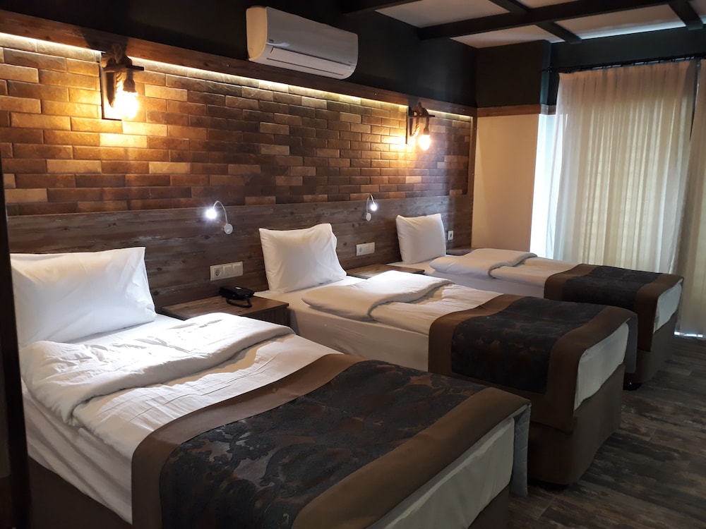 

Milano - Sarigerme - THE SARIGERME INN
