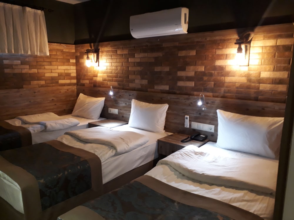 

Milano - Sarigerme - THE SARIGERME INN