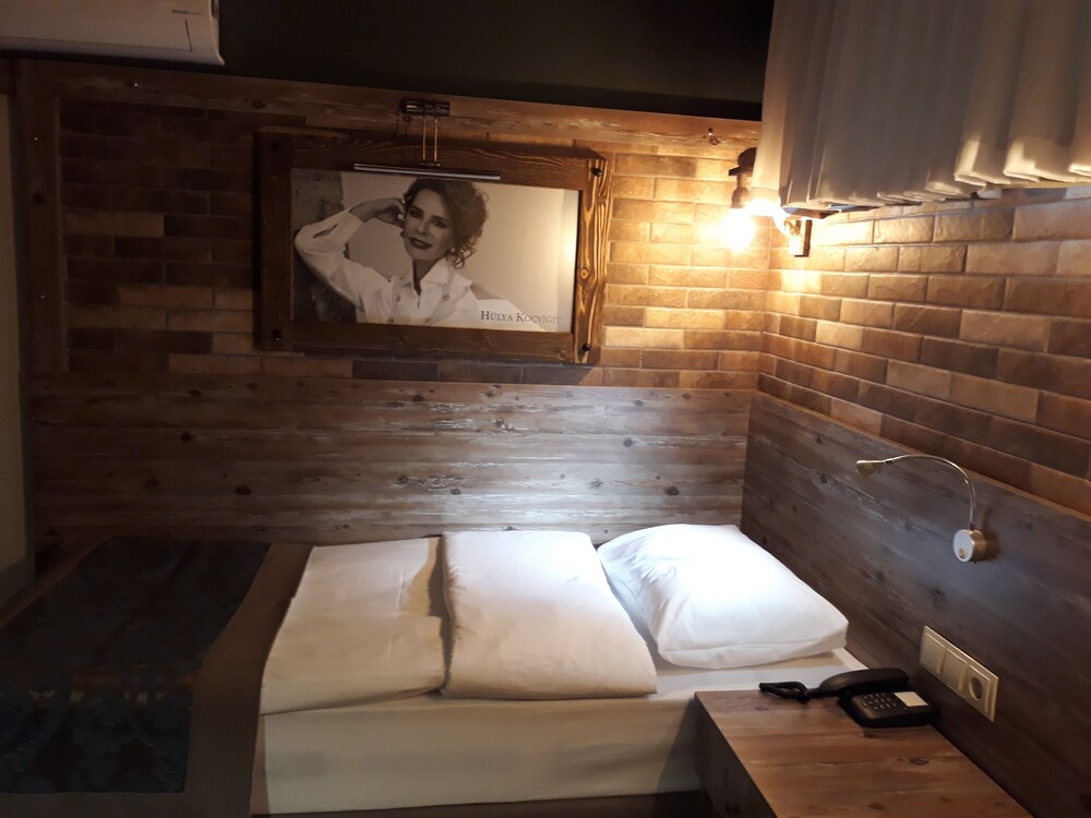 

Milano - Sarigerme - THE SARIGERME INN