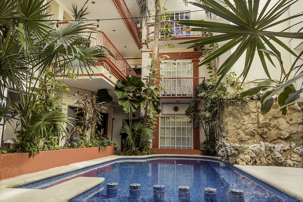 

Bologna - Playa del Carmen - Hotel Maya Turquesa