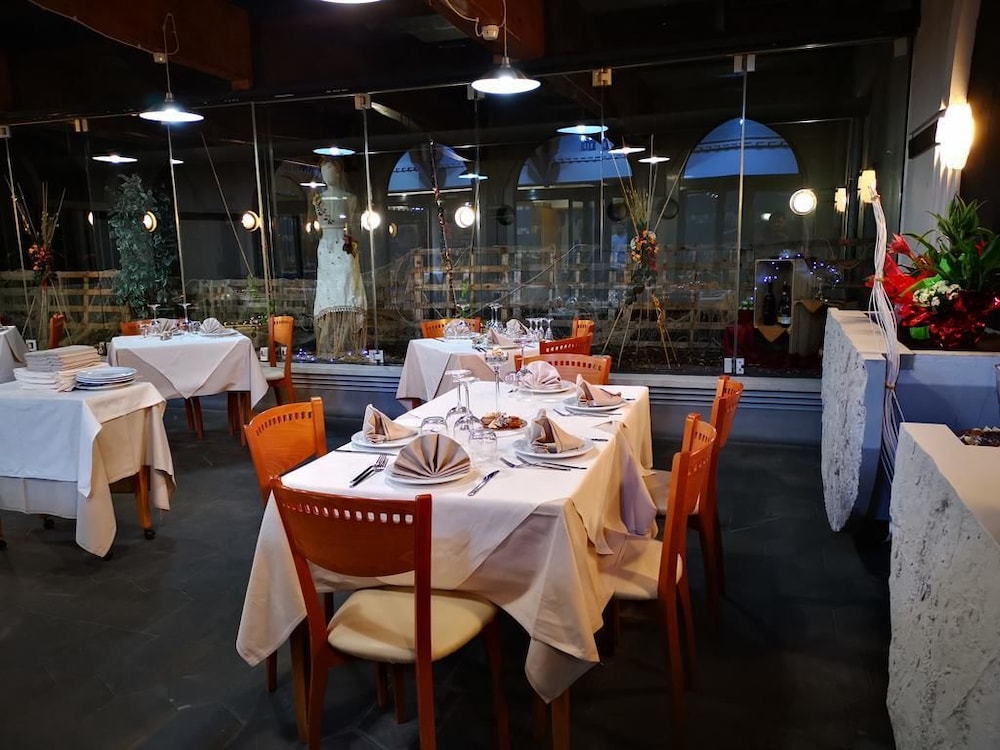 

Roma - Monfalcone - HR Hotel