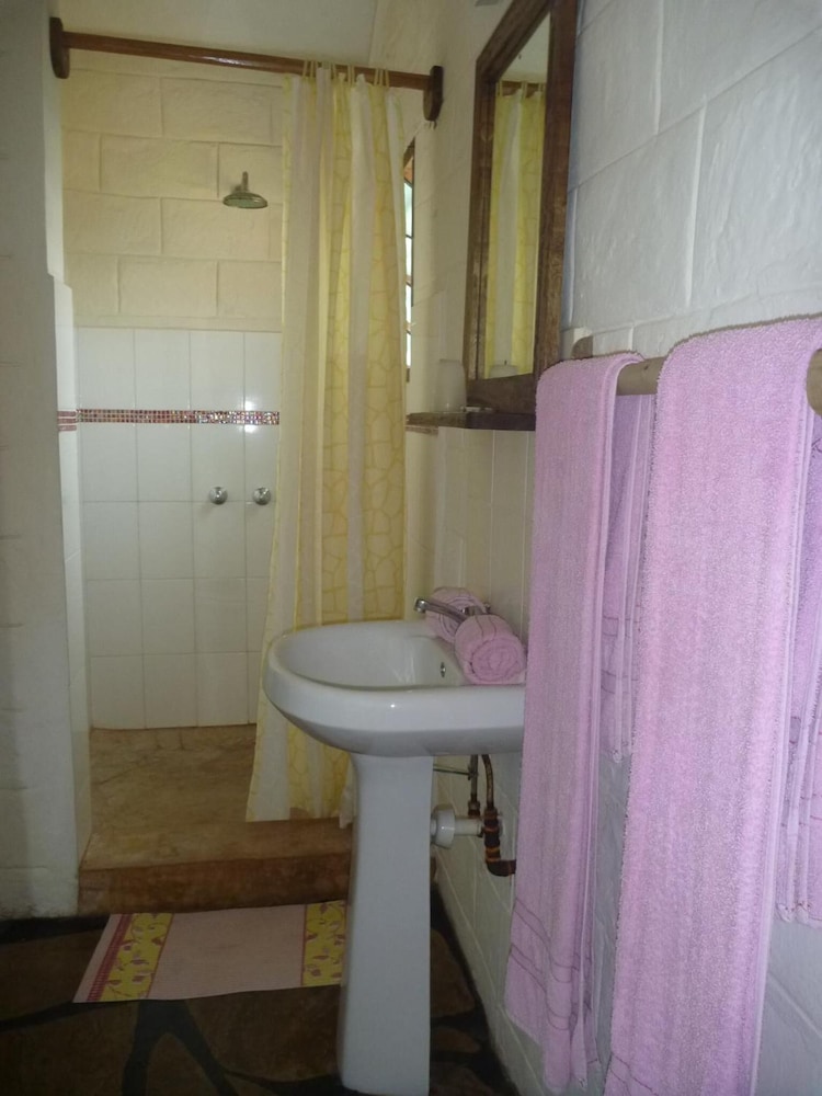 

Verona - Diani Beach - African Dream Cottages - Diani Beach
