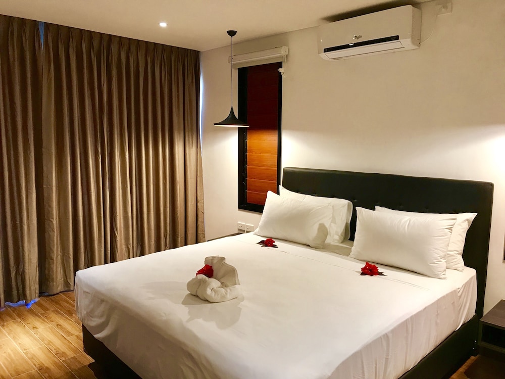 

Roma - Yanuca Island - Yadua Bay Resort