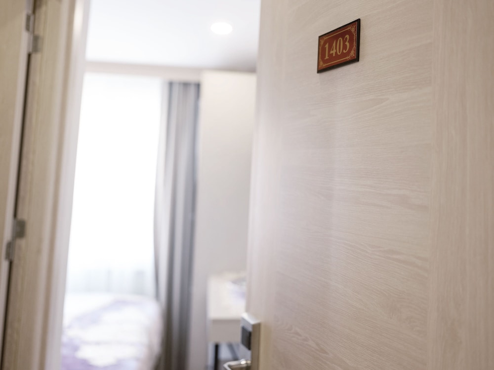 

Firenze - Istanbul - The Lola Hotel