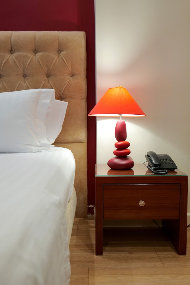 

Catania - Riviera Albanese - Hotel Luxury