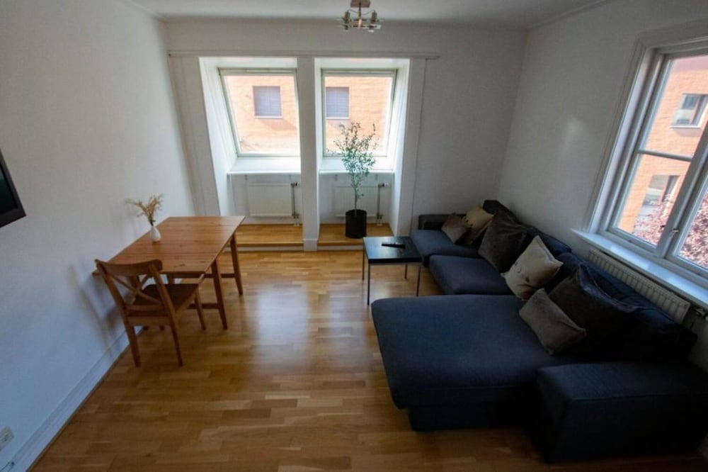 

Milano - Goteborg - Hotel Villan