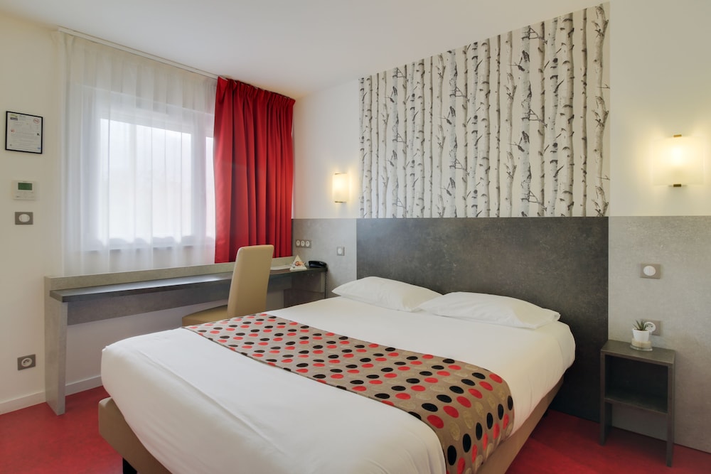 Brit Hotel Dijon Hermes