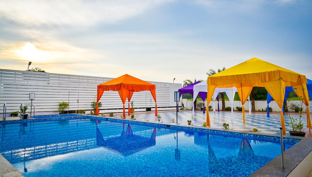 

Milano - Colva - Hotel Laxmi Empire