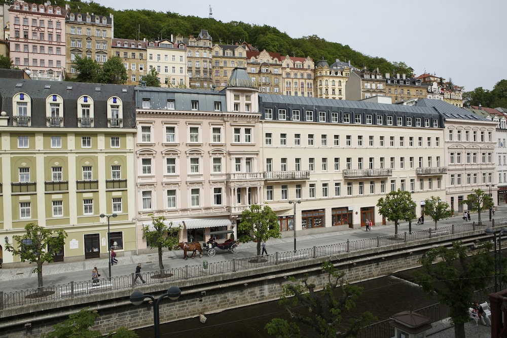 

Milano - Karlovy Vary - Hotel Kolonada