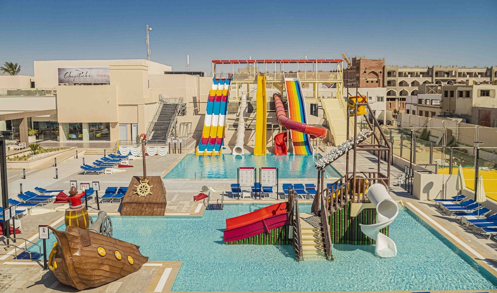 

Bari - Soma Bay - Amarina Abu Soma Resort & Aquapark