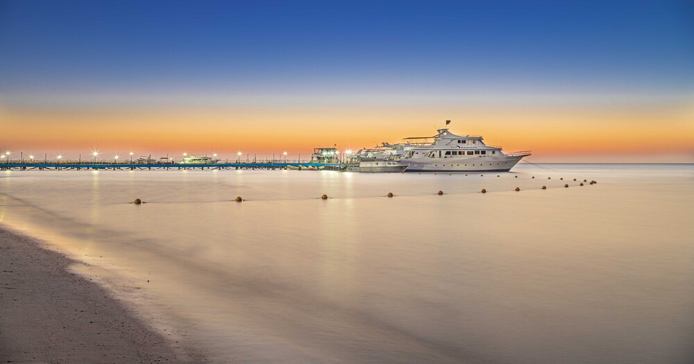 

Bologna - Soma Bay - Amarina Abu Soma Resort & Aquapark