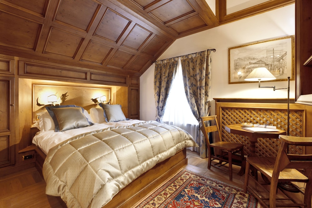 

Torino - Cortina d'Ampezzo - Ambra Cortina Luxury&Fashion Hotel