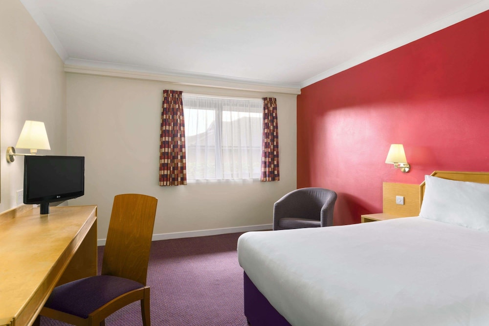 

Roma - Glasgow - Days Inn By Wyndham Hamilton