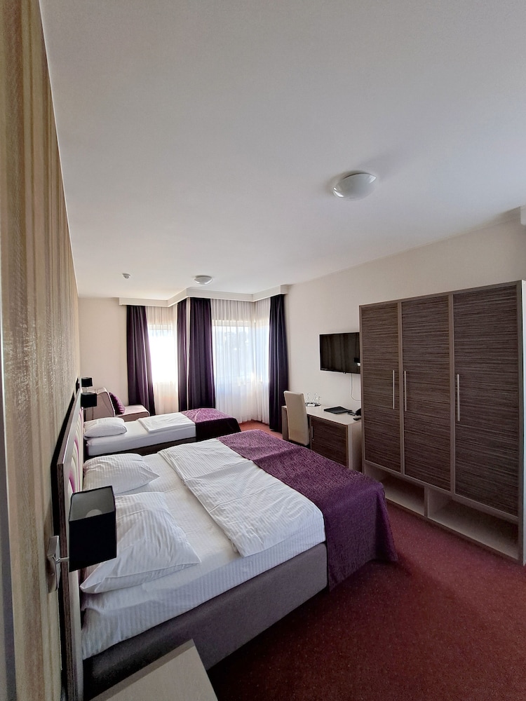 

Venezia - Čitluk - Hotel Brotnjo