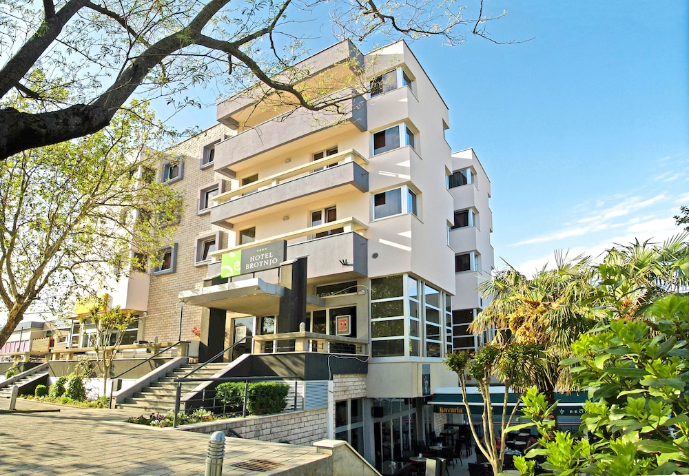 

Milano - Međugorje - Hotel Brotnjo