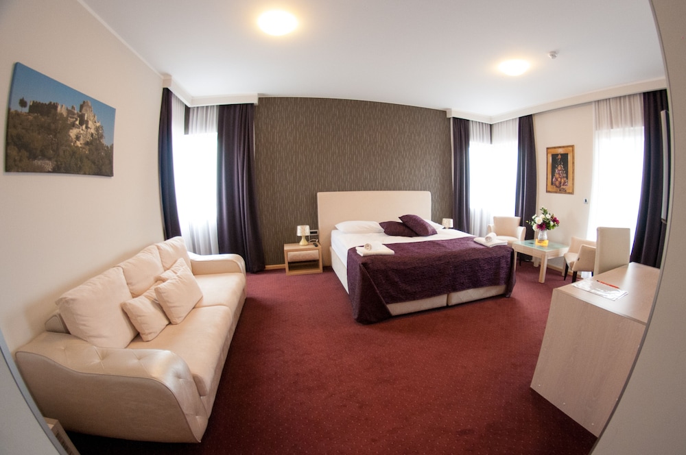 

Roma - Međugorje - Hotel Brotnjo