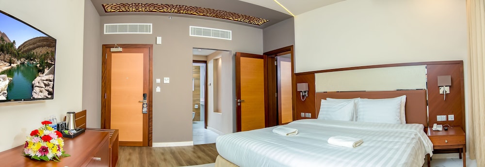 

Bologna - Mu‘askar al Murtafi‘ah - Muscat Gate Hotel