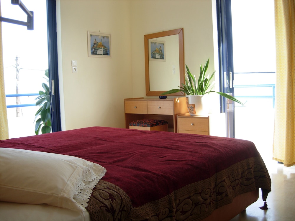 

Verona - Kardamena - Philippos Studios & Apartments