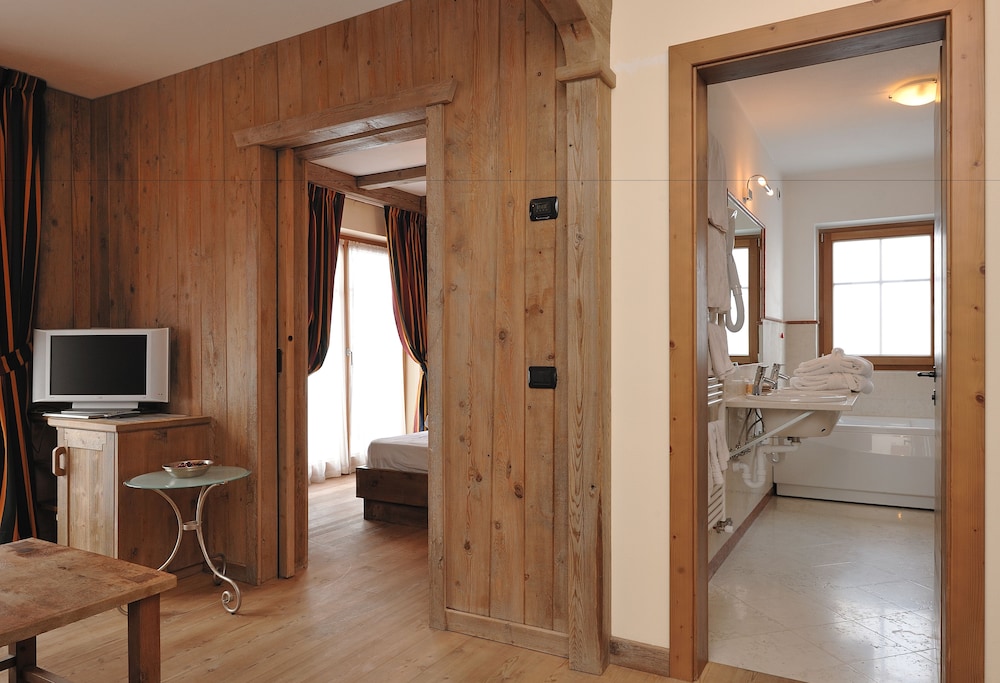 

Palermo - Livigno - Hotel Touring Livigno