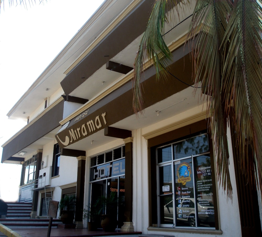 

Milano - La Paz - Hotel Miramar - La Paz