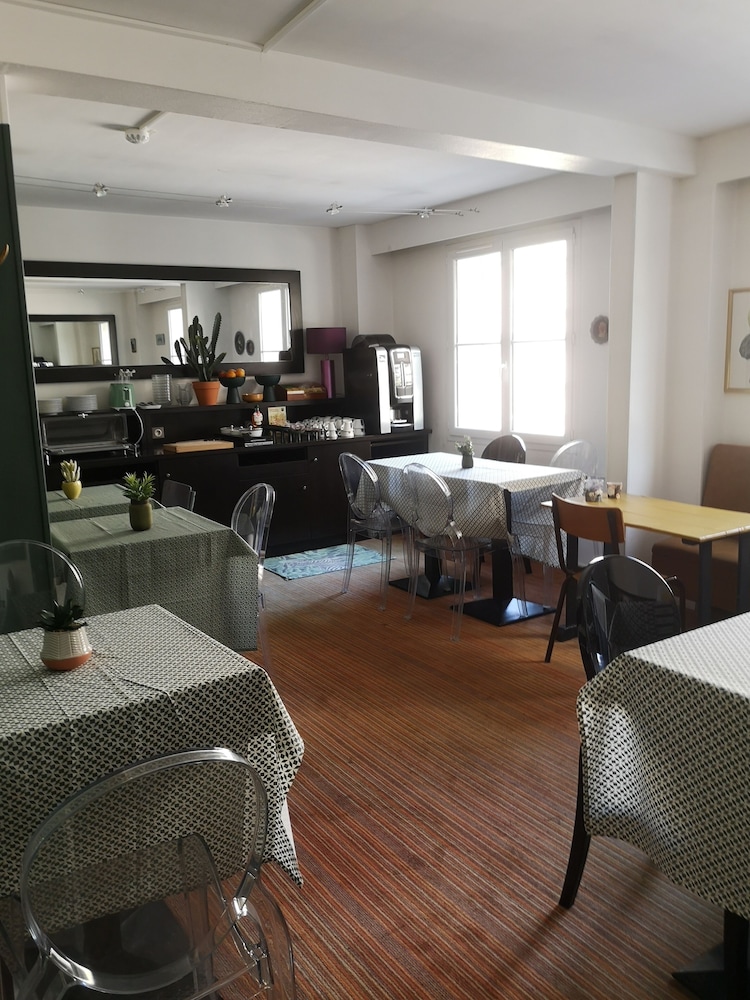 

Bari - Le Havre - The Originals Boutique, Hôtel d'Angleterre, Le Havre, centre, plage