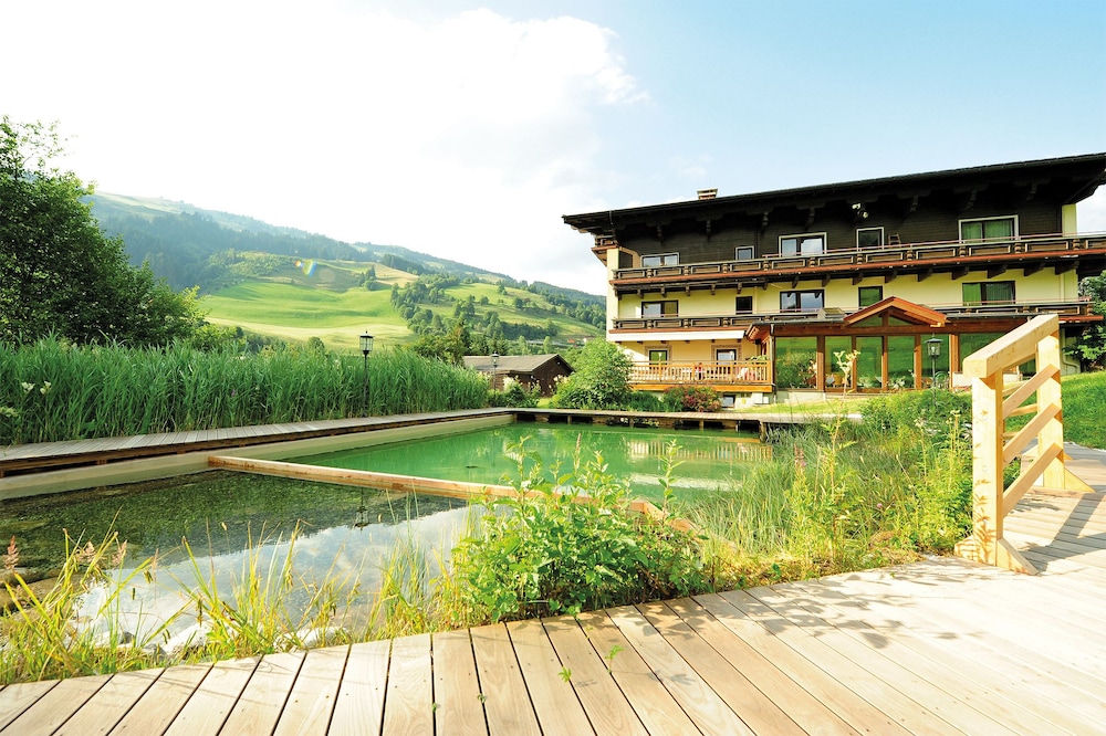

Roma - Saalbach - Ski in Ski out Hotel Unterellmau