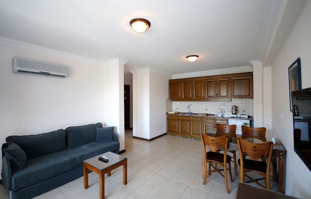

Milano - Datça - Fora Apart Hotel