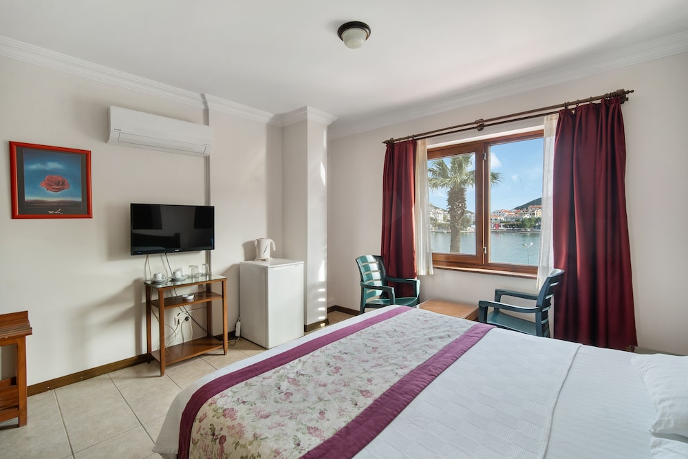 

Milano - Datça - Fora Apart Hotel