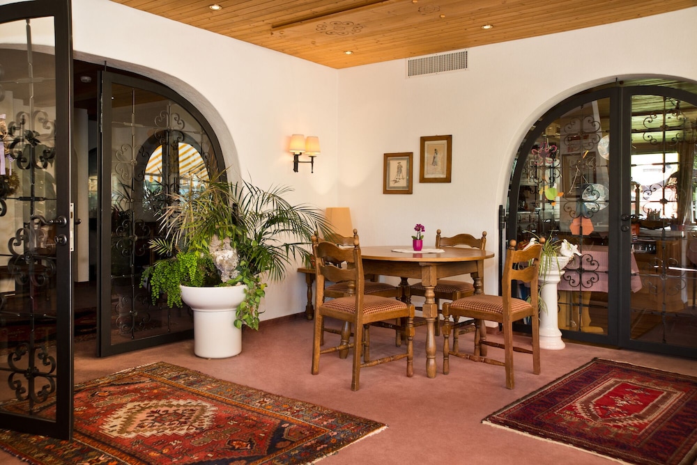 

Catania - Grindelwald - Hotel Sonnenberg