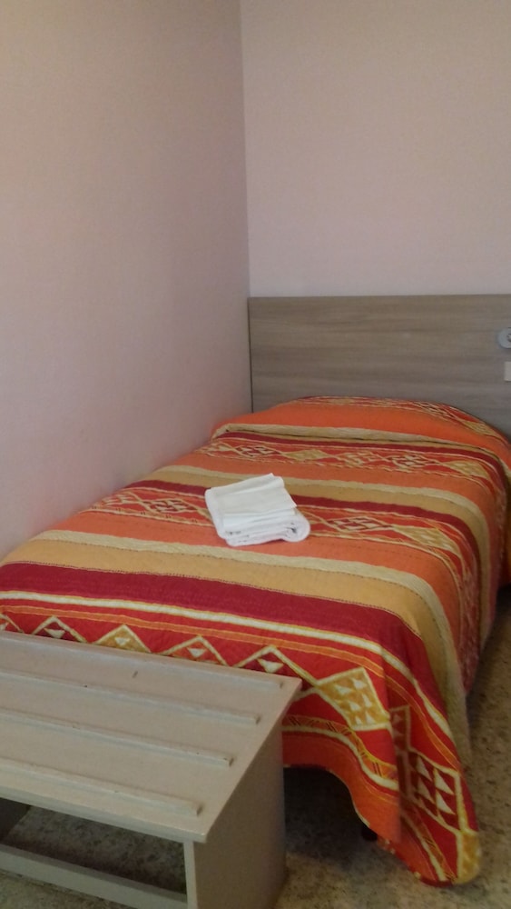 

Bari - Follonica - Hotel Sabatino