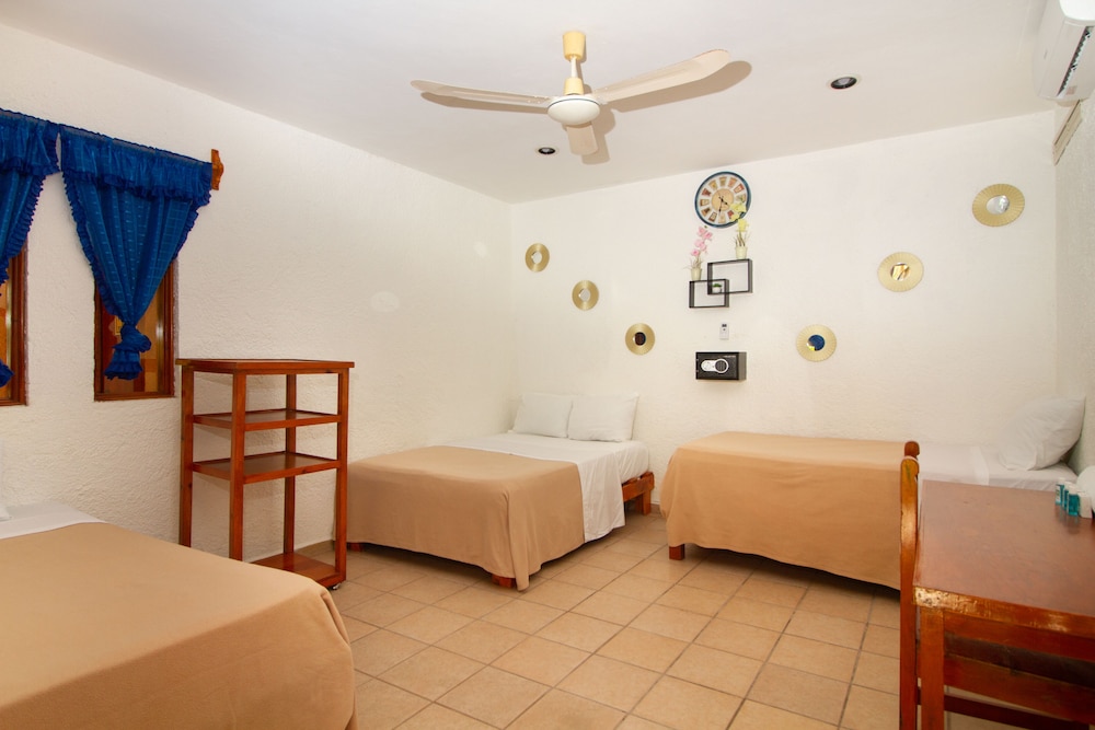 

Milano - Playa del Carmen - Hotel Bosque Caribe, 5th Av. zone