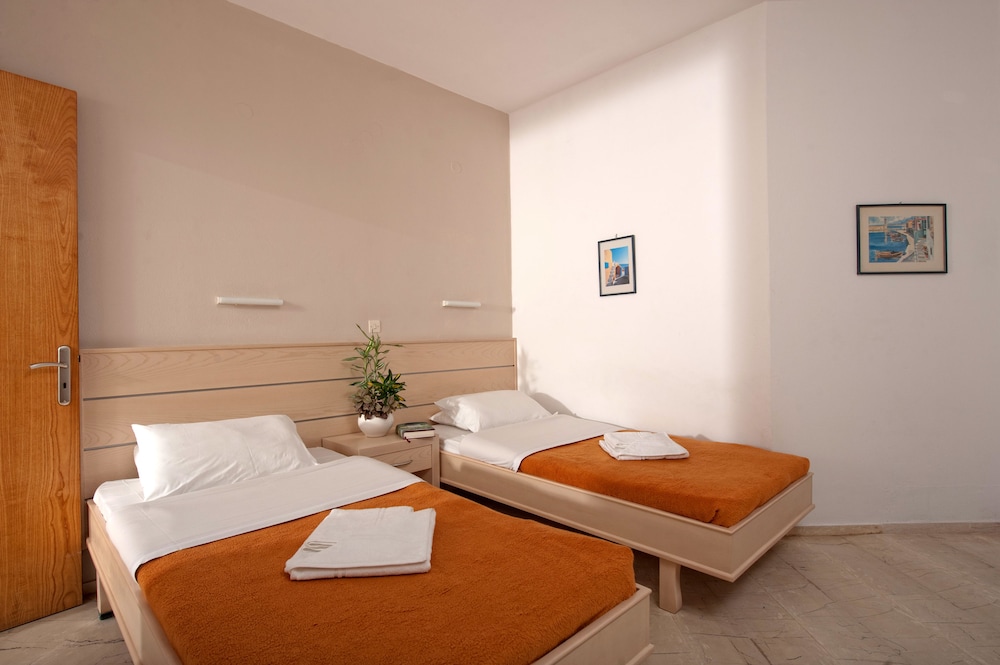 

Bologna - Koutouloufari - Melissa Apartments, Studios & Suites