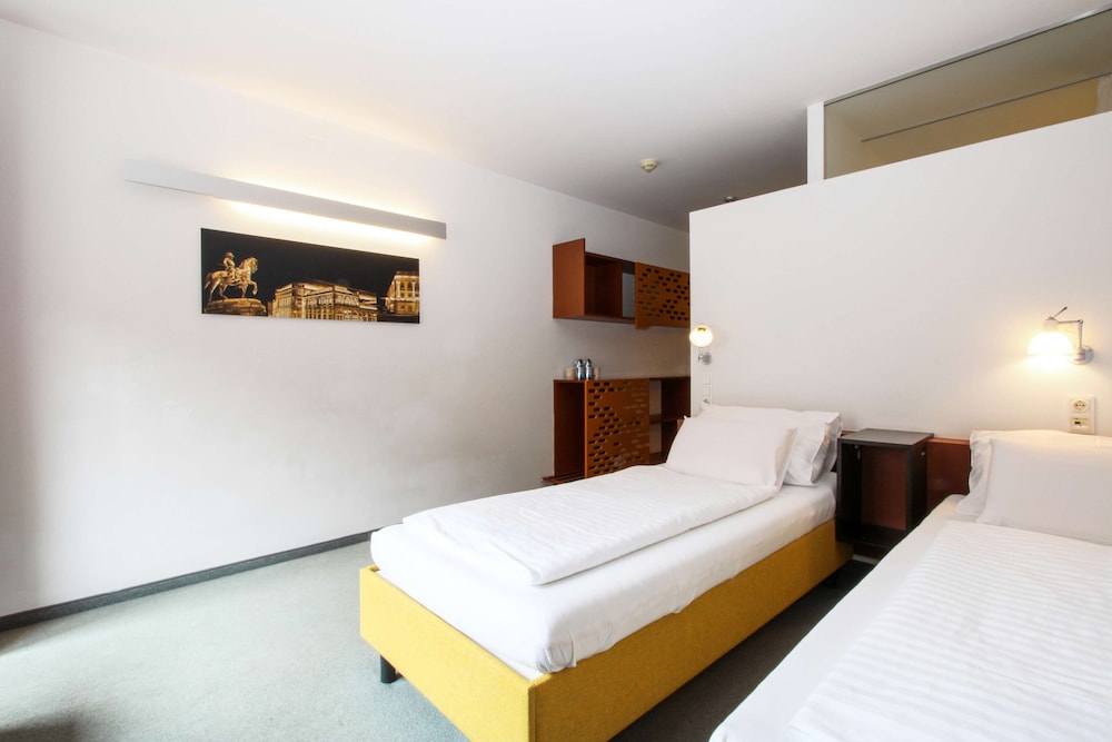 

Brindisi - Vienna - Kyriad Vienna Altmannsdorf