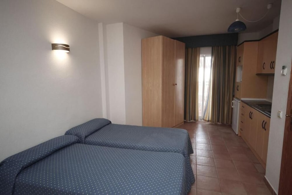 

Bologna - Garrucha - Hotel Apartamentos Mojácar Beach