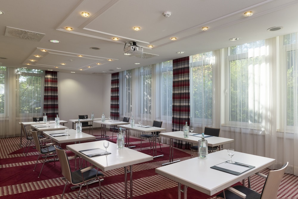 

Roma - Francoforte sul Meno - Holiday Inn Frankfurt Airport-Neu-Isenburg