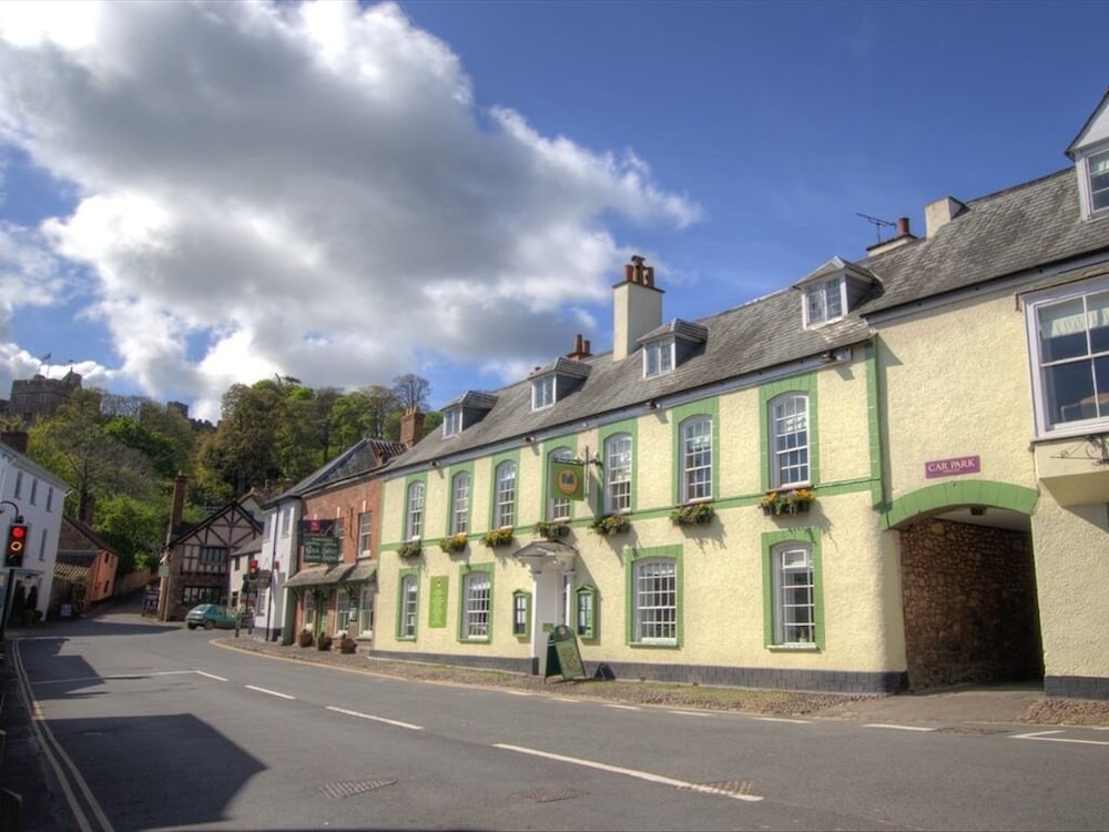 

Milano - Luxborough - Dunster Castle Hotel