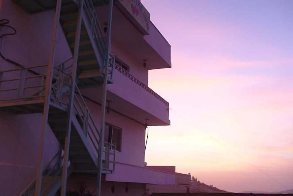 

Verona - Wadi Musa(Petra) - Valentine Inn