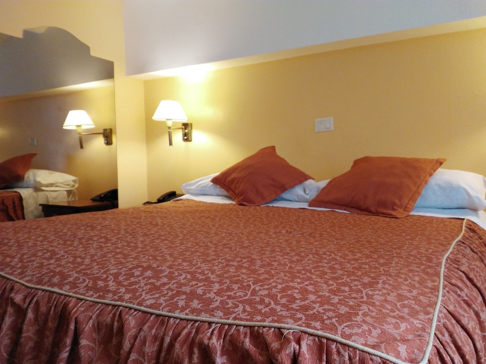 

Napoli - Buenos Aires - Hotel AyB Internacional