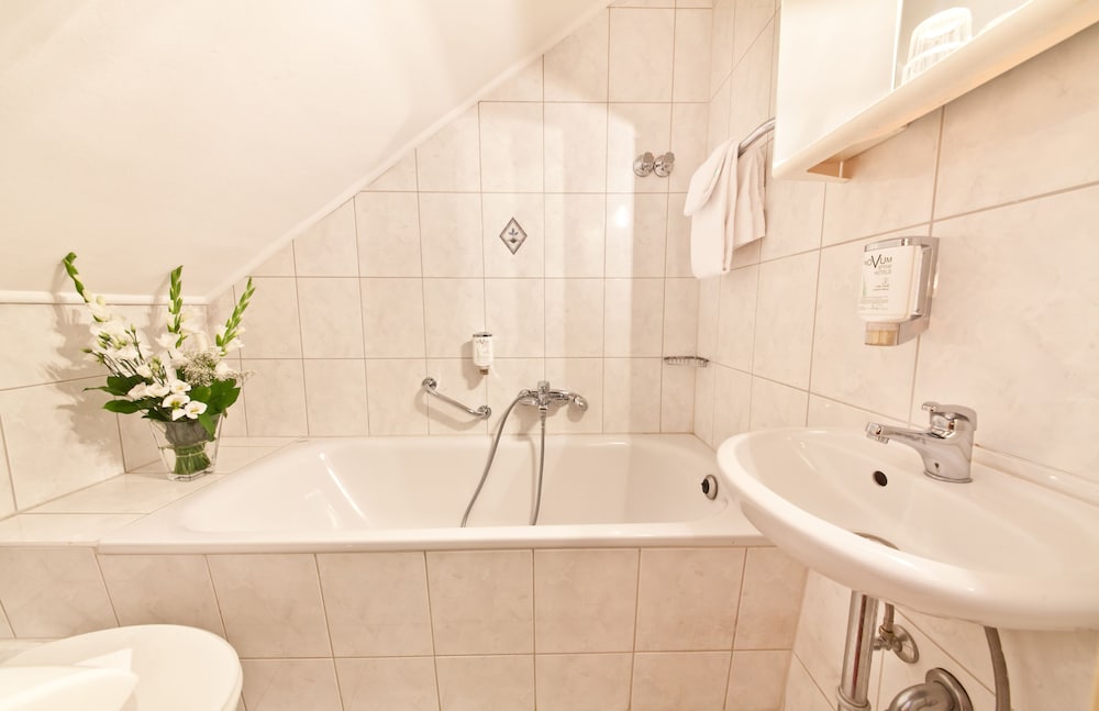 

Roma - Neu-Isenburg - Hotel Primus Frankfurt Sachsenhausen