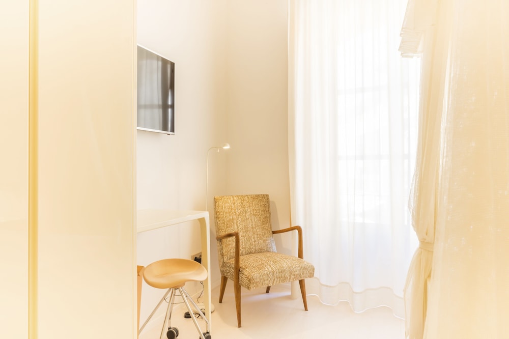 

Roma - Puerto De Alcudia, Mallorca - Fonda Llabres Boutique