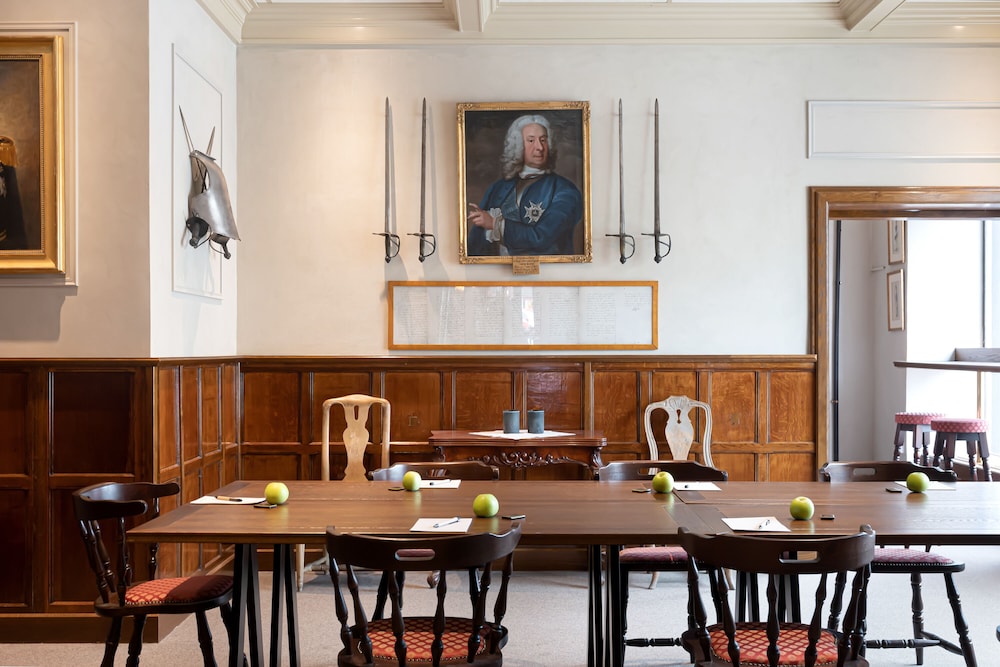 

Venezia - Strängnäs - Hotel Bishops Arms Strängnäs
