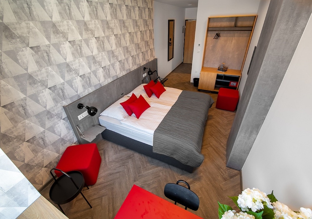 

Roma - Lubiana - Urban Ring Hotel