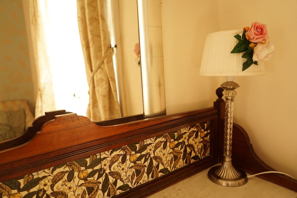 

Roma - Brighton - Regency Hotel