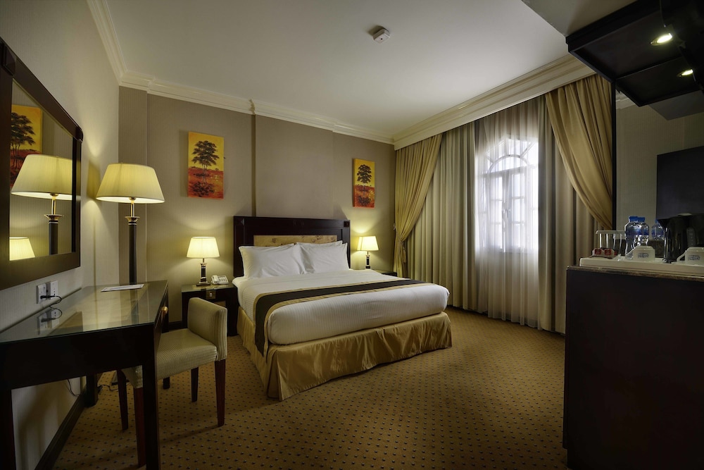 

Milano - ‘Udhaybah - Caesar Hotel