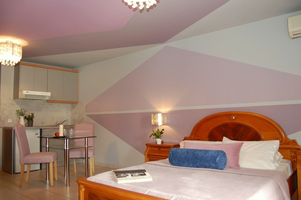 

Milano - Kateleios - Alkyoni Apartments & Studios