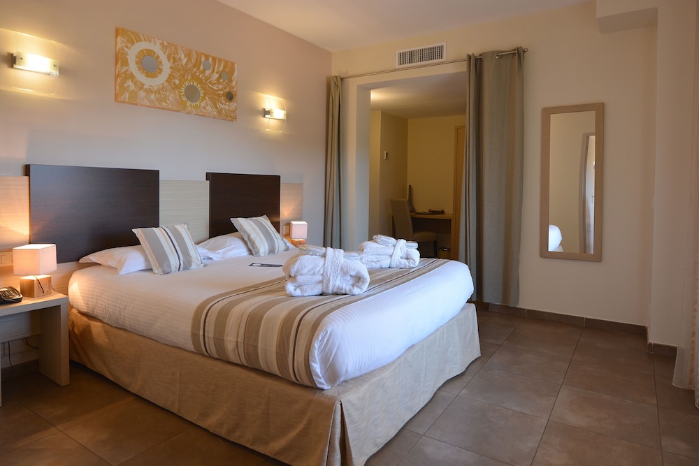 

Napoli - Bonifacio - Hôtel A Madonetta