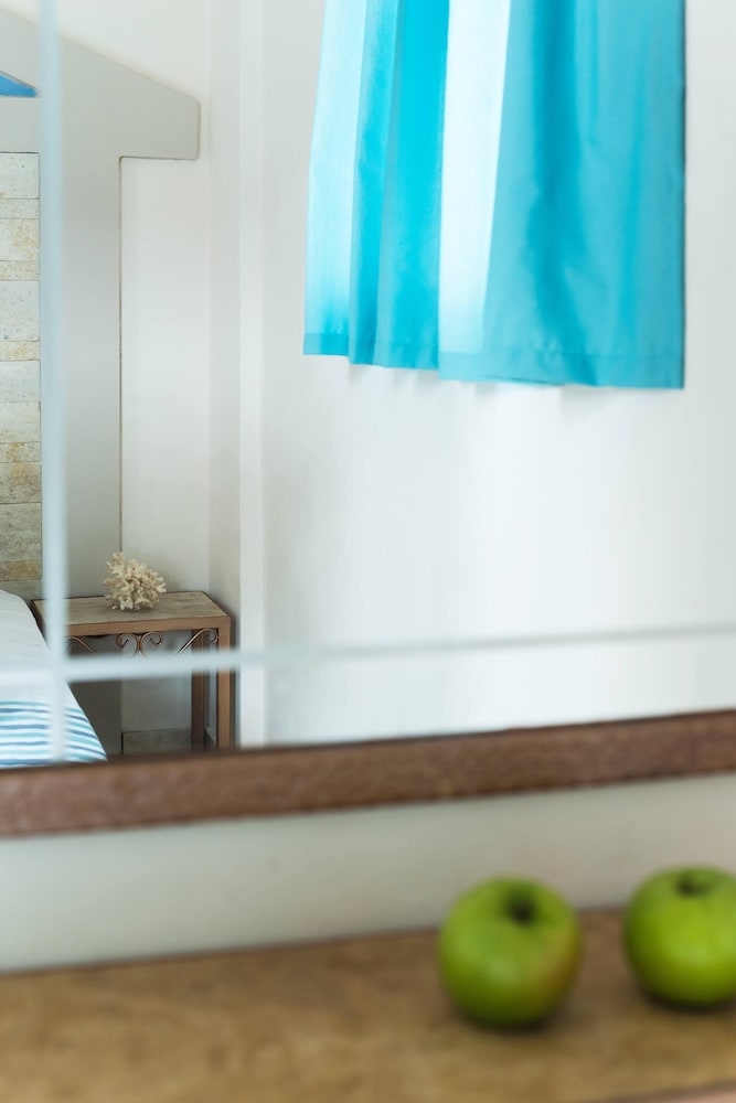 

Napoli - Malia - Ilios 1 Central